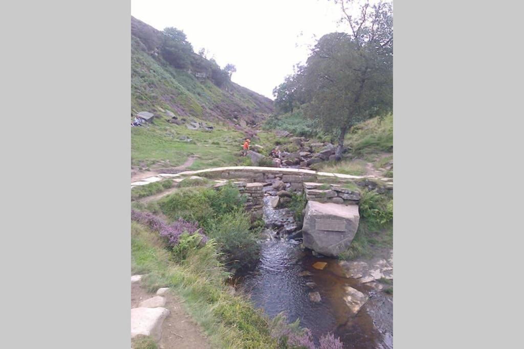 Stones Cottage Farm, Nr Haworth, Family Friendly, Work Friendly, Gaming Barn, Crafting, Free Wifi, Free Parking, Ev Point Oxenhope Eksteriør billede